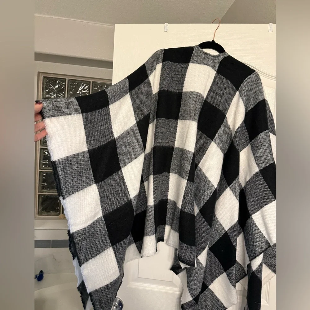 Summer and Rose Black and White Check Cape with Toggle Closure